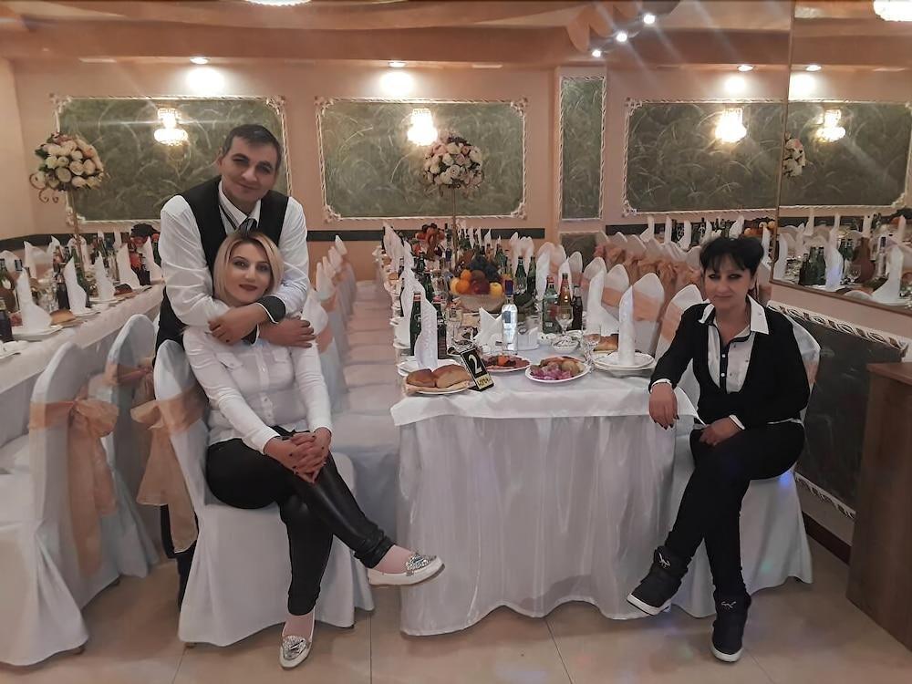 Narek+ Hotel Jerevan Buitenkant foto